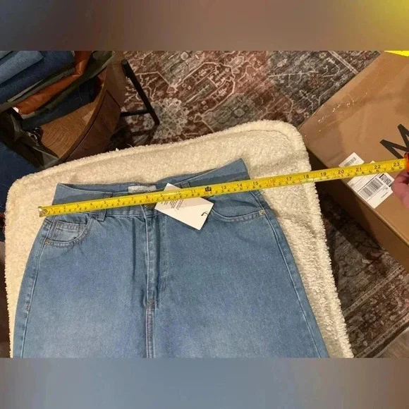 NWT Chipre High Rise Mom Barrel Jeans 27/4 crop - Picture 5 of 8